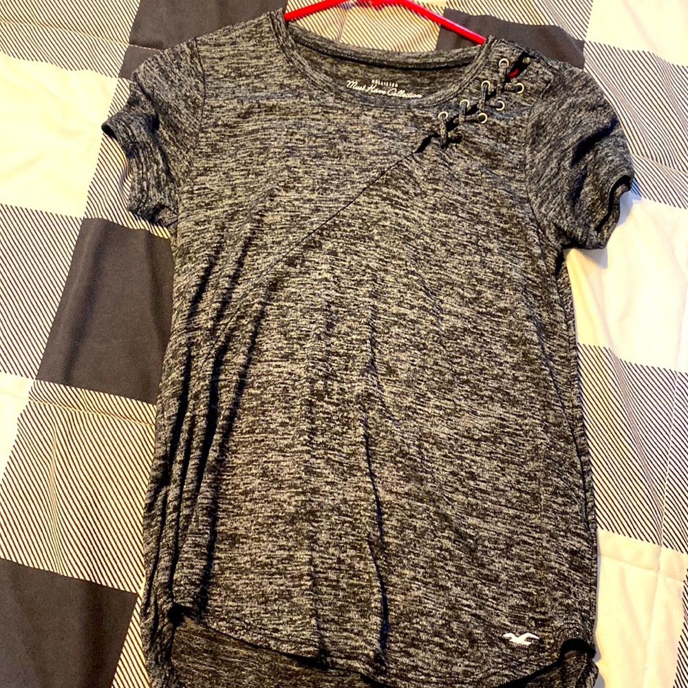 Lightweight Hollister Tee with Slit Accent